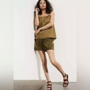 BANANA REPUBLIC DRY MUSTARD RAMIE CAMISOLE Women’s Size XL Tank Top